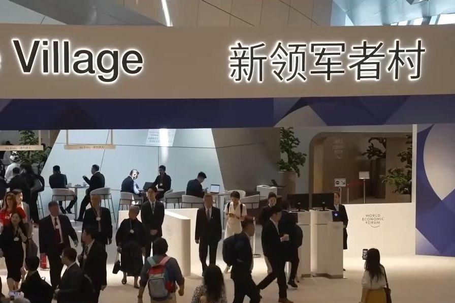 芒果台有一半都去了黄绮珊演唱会